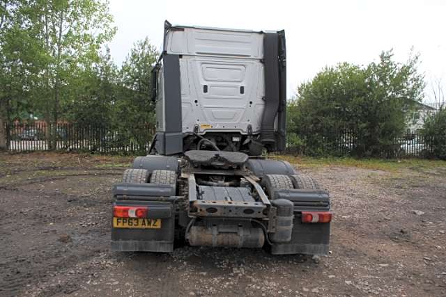 Mercedes Actros 2545
