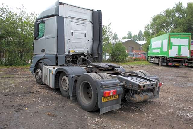 Mercedes Actros 2545