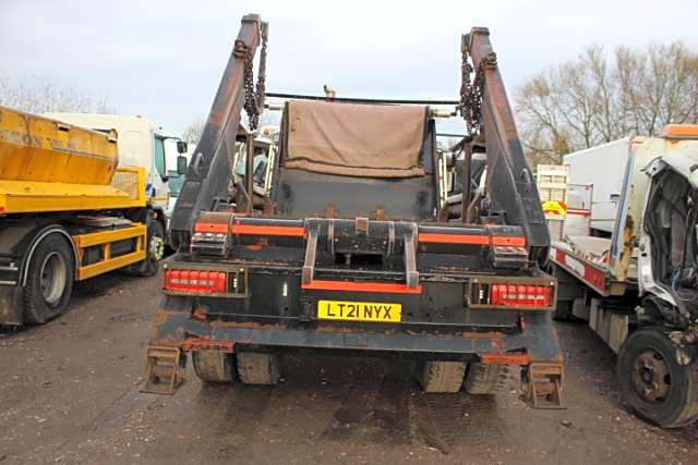 DAF LF Skip Wagon