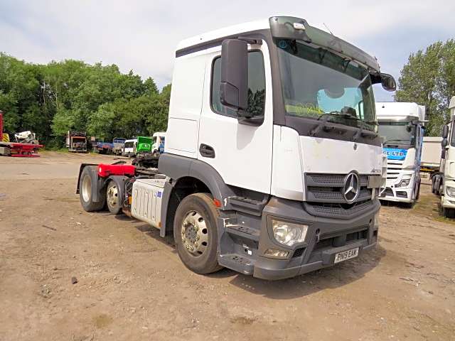 Mercedes Actros