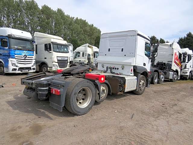Mercedes Actros
