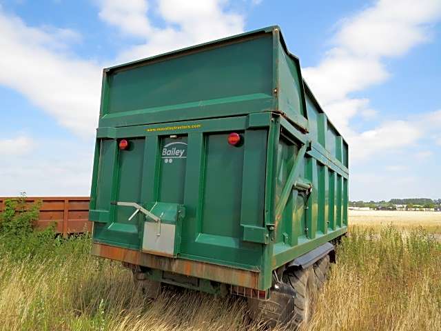 BAILEY Trailer