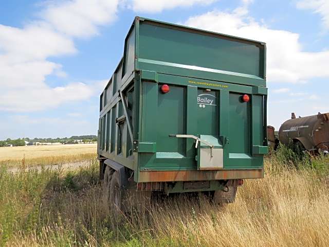 BAILEY Trailer