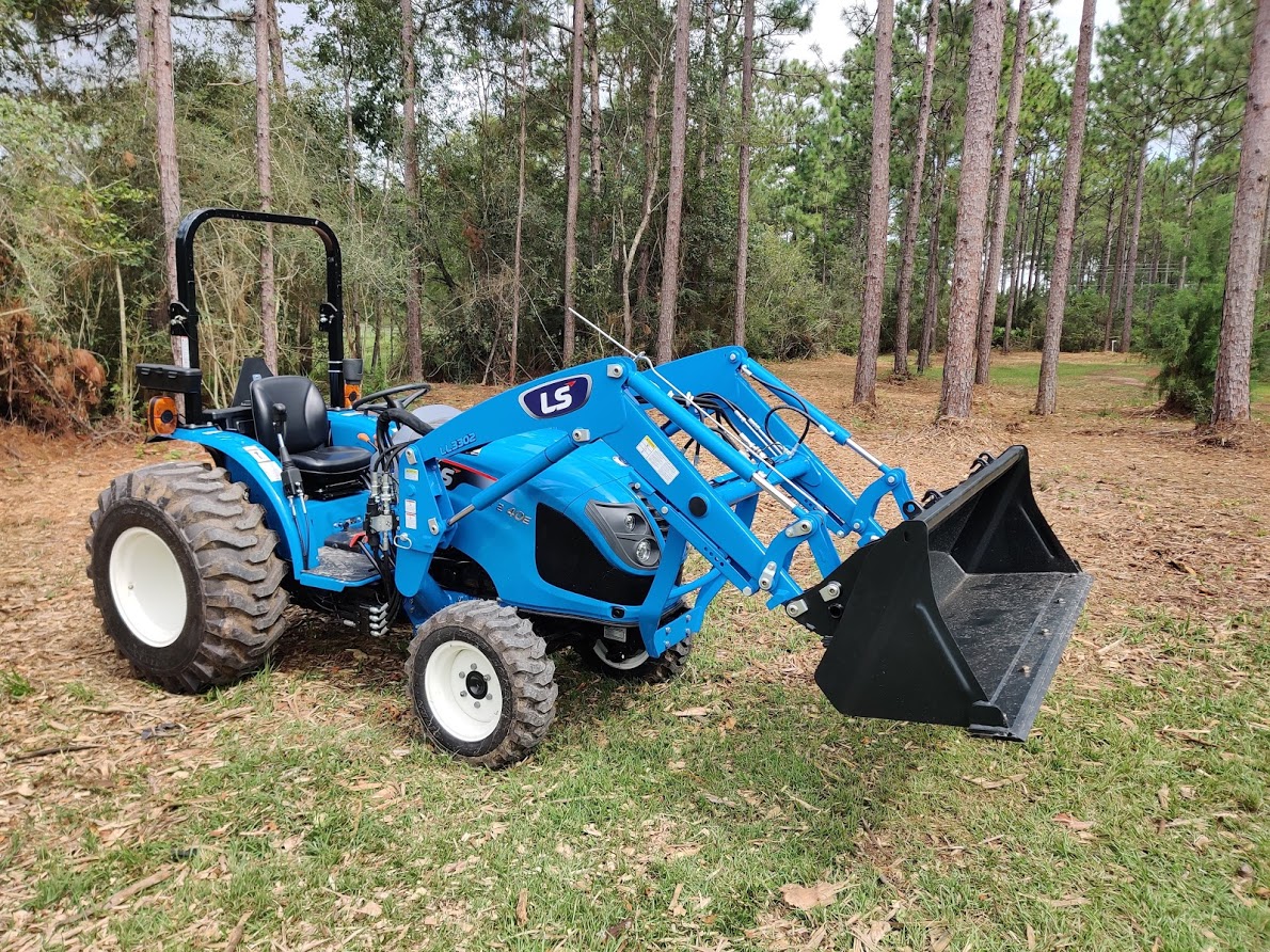 Tractor_Delivery.jpg