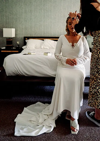 Wedding of Ashling & Kyran. Ceremony at ,,,,Ireland,.
Reception at
,,,Wicklow,Ireland, Documentary Wedding Photographer Limerick Ireland