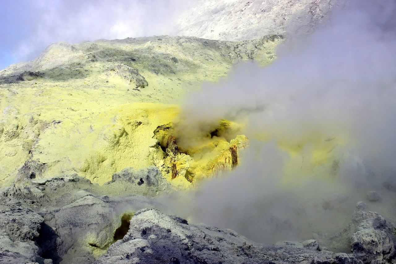 Legenda Gunung Tangkuban Perahu