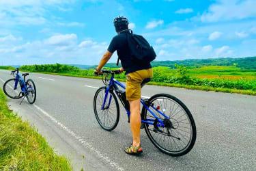 Guided Cycling Tour Along the Wakasakanai Coast