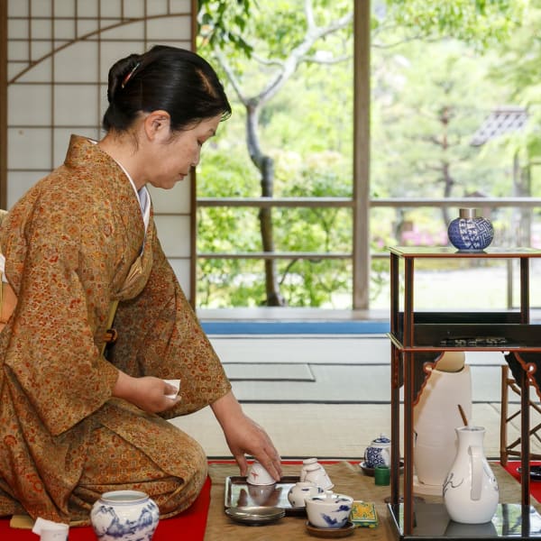 Enjoy Tea Culture at Gyokuro no Sato's Traditional Tearoom