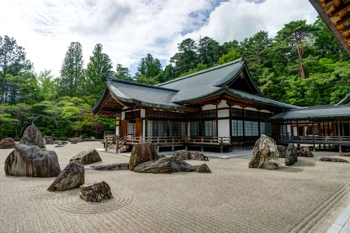 cultural tourist attractions in japan