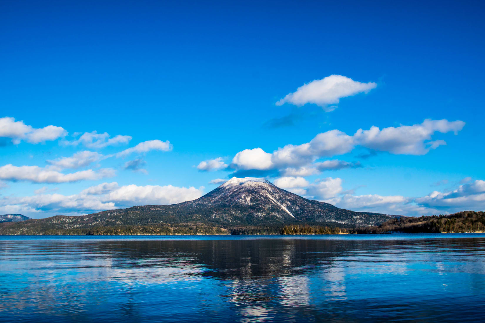 lake akan cruise