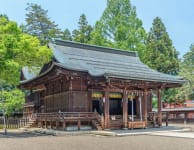 Uesugi-Jinja Shrine