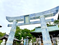 Tozan-jinja Shrine