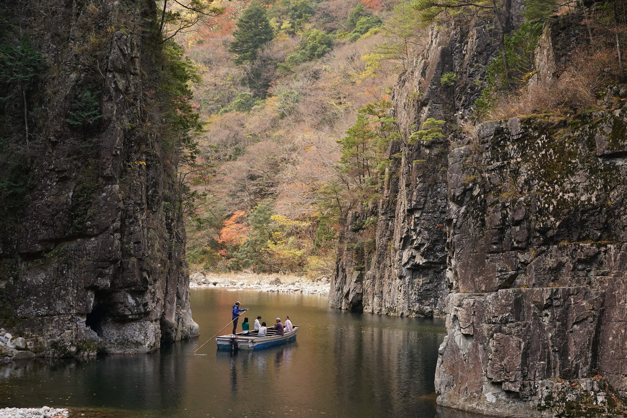 best way to travel hiroshima