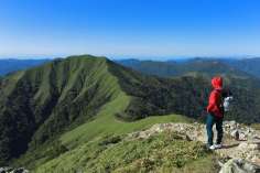 Famous hiking trails for climbers