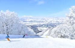 NAGANO CITY OFFICIAL TRAVEL GUIDE