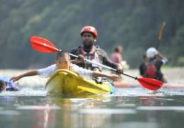 Serunya Berkano di Sungai Kozagawa dan Menyatu dengan Alam