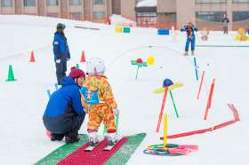 Children-inclusive snow activities in Kiroro Resort of Hokkaido