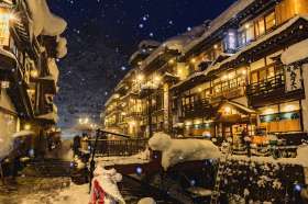 Jigokudani Park at Nagano Prefecture