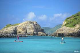 stand up paddleboard