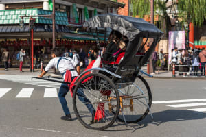 Barrier-free rickshaws