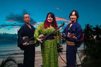 Sanshin (traditional Okinawan musical instrument) performance by Sydney Sanshin Club