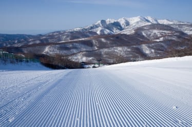 White World Oze Iwakura