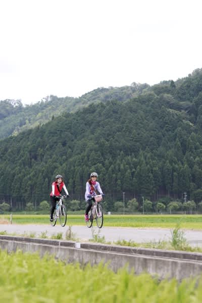 lake biwa mountain area
