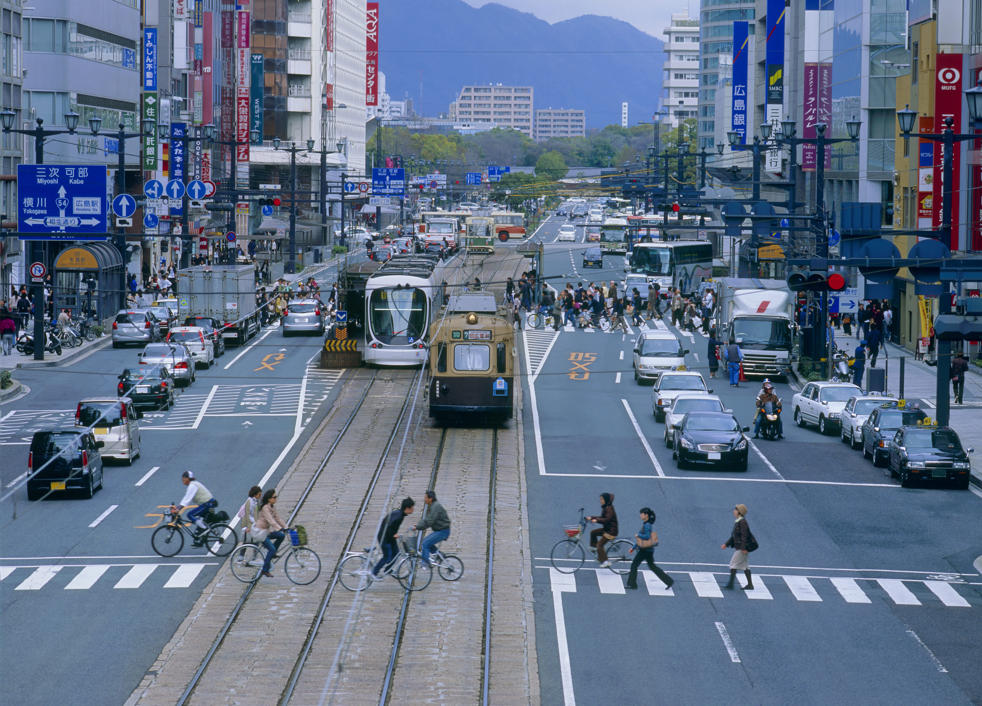 is it safe to visit hiroshima