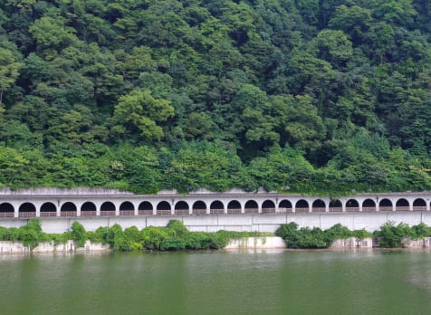 Lake Sagami-ko Area