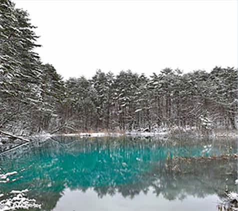 the mysterious colored lakes of Goshikinuma