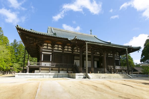 Visit Mount Koya, Japan's Most Sacred Mountain | Blog | Travel