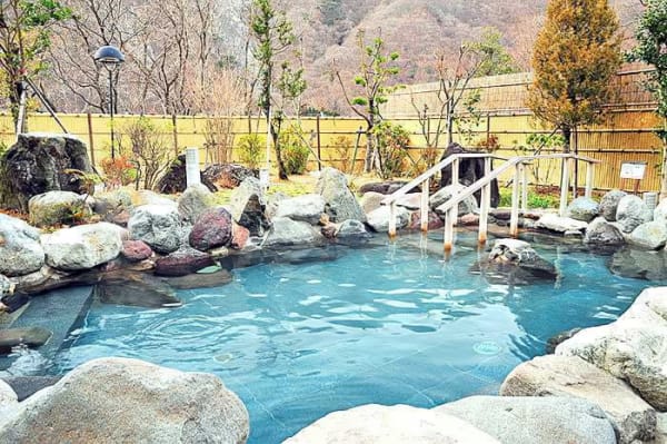 Warm Up at Kinugawa Park’s Iwaburo Hot Springs