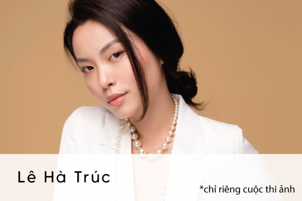 Travel blogger, người mẫu