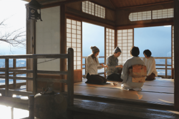 Feeling Nature to the Fullest: A Sustainable Stay in the Wilderness