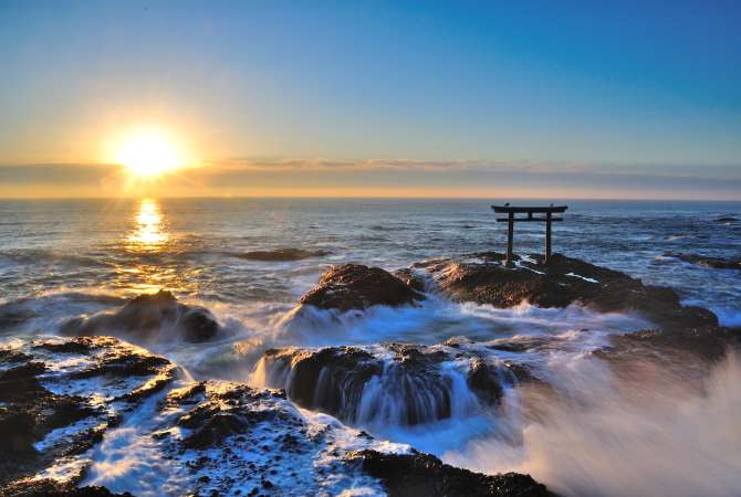 the torii gate that frames the rising sun!