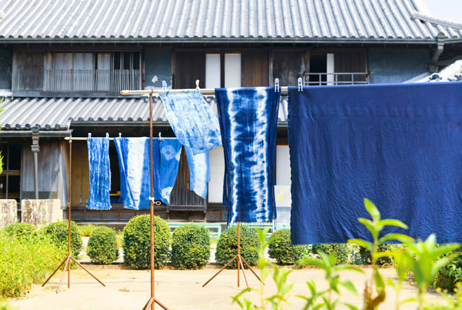 Exploring the Origins of Aizome―Traditional Indigo Dyeing