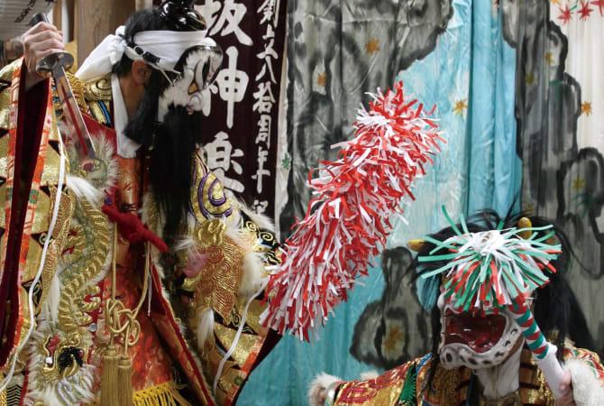 Kagura Shinto Musik und Tanz