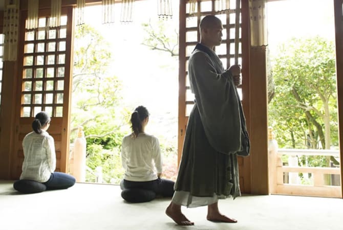 Zen Meditation in Tokozenji