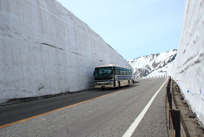 tateyama kurobe alpine route tour from nagano