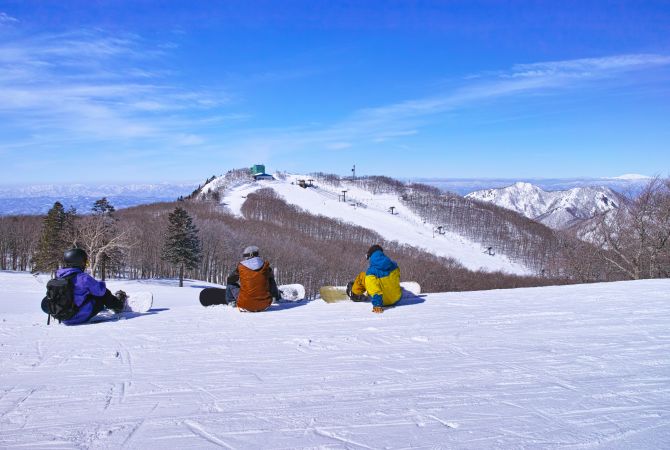 winter trips in japan