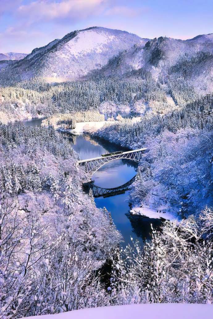 The Tadami Line in Winter