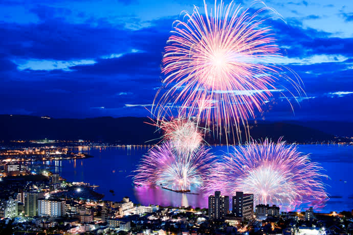 The Lake Suwa Fireworks Festival