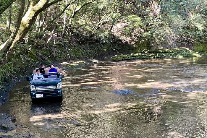 riding buggies in the river at ento