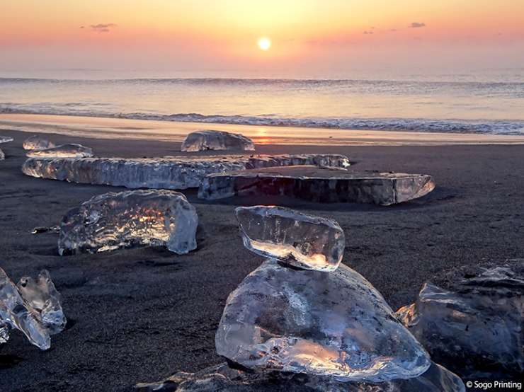 The Jewelry Ice in the Otsu Beach of Toyokoro Town