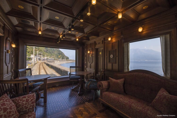 cruise train seven stars in kyushu japan