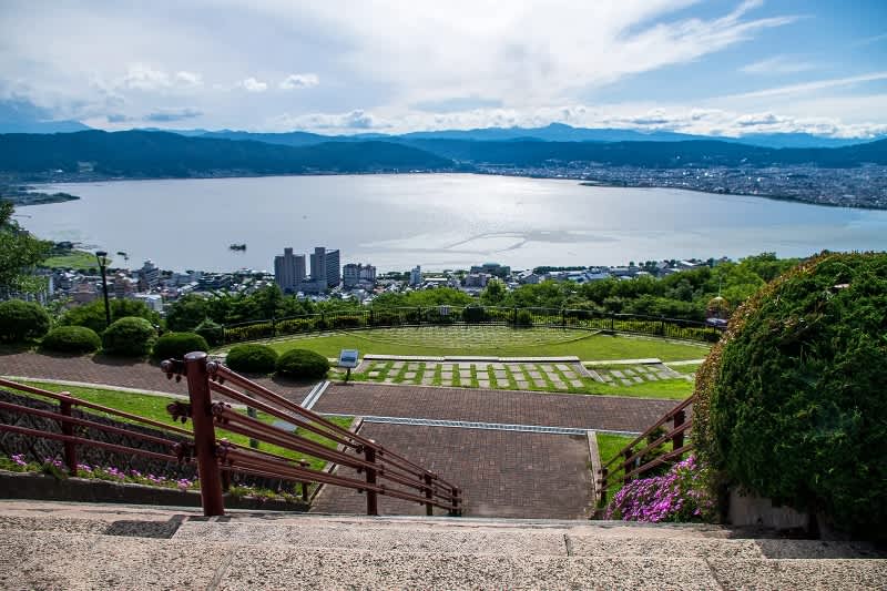 lake suwa as seen from tateishi park