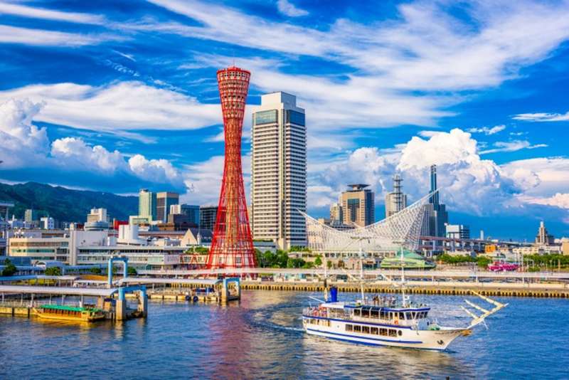 The Perks of Kyoto, Osaka, and Kobe's Subway and Bus Passes