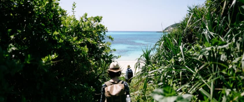 Hiking on the coast and sea kayaking in the Kerama blue