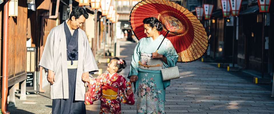 Travel back in time in Kanazawa