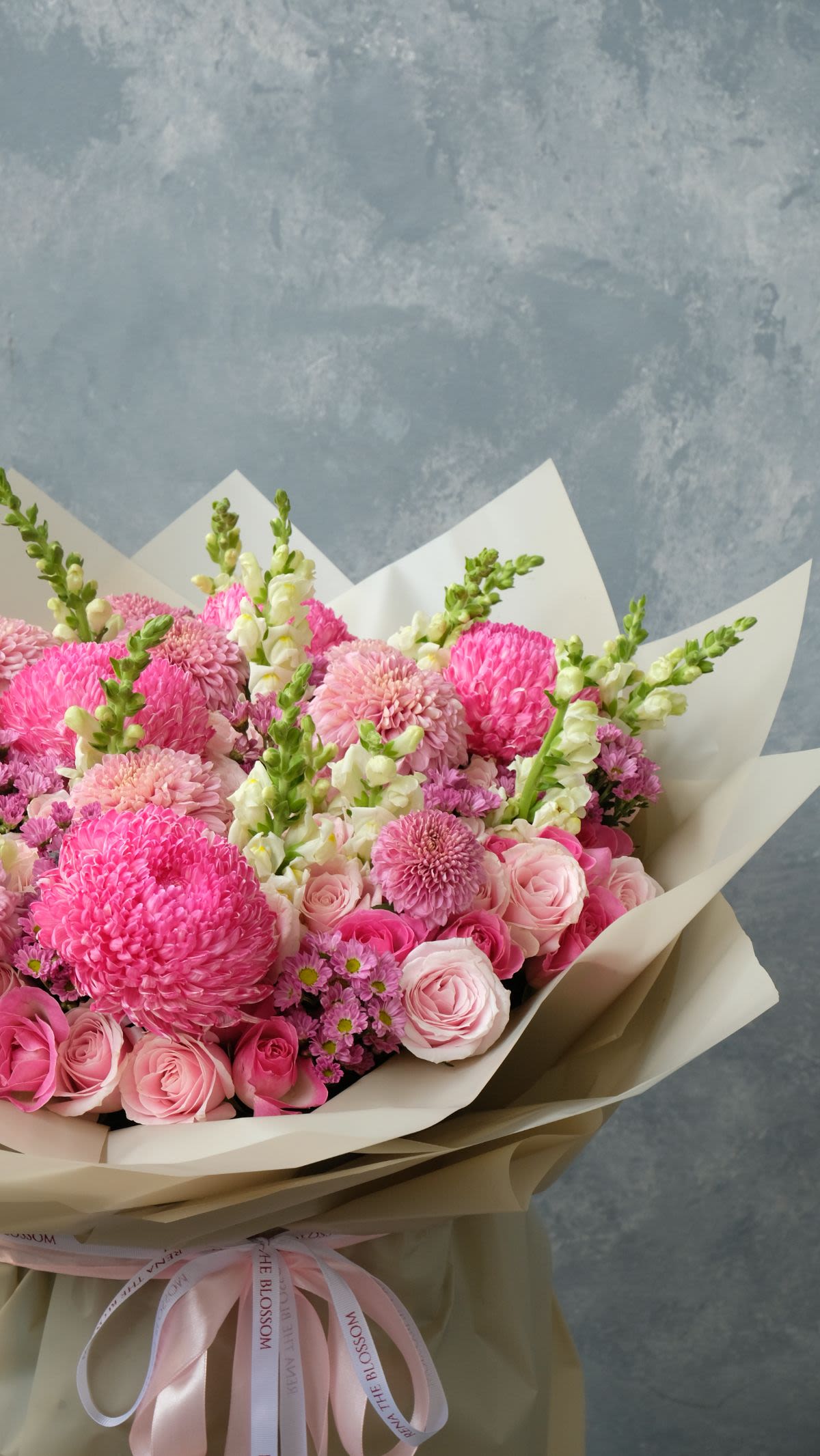 Ivory Blush Mum - Thumbnail 3 - fresh